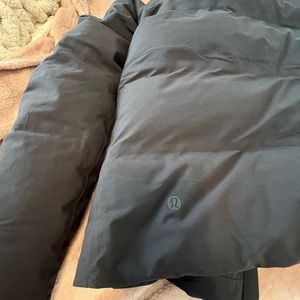 Black Lululemon Puffer Jacket